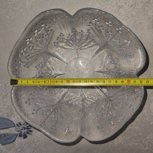 Crystal salad fruit bowl in flower shape like new