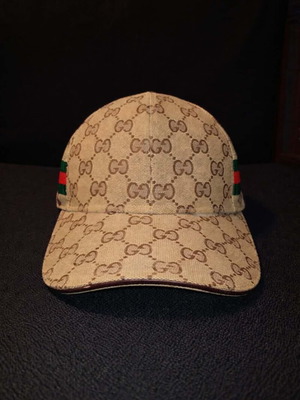 Gucci cap brown like new, luxury fabric