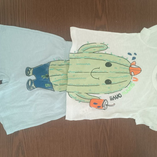 Benetton baby clothing set new for 6-9 months