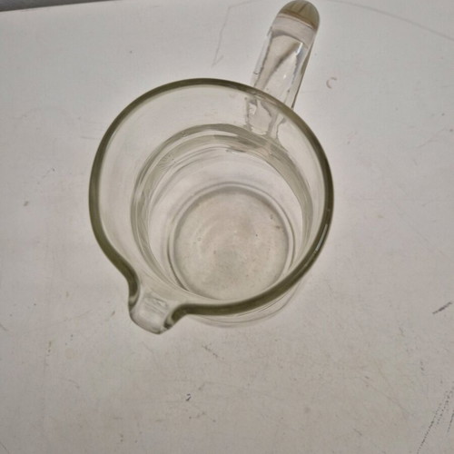 Glass water/wine pitcher like new
