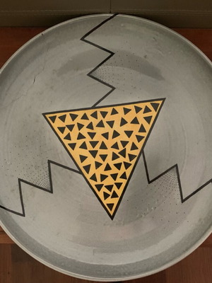 Decorative dish LES HURETS France used, diameter 45 cm