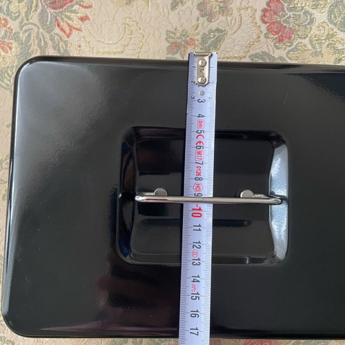 Metal coin box new, in excellent condition