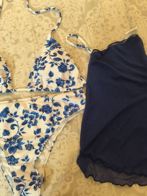 Bikini swimsuit with pareo, new, size M, white and blue