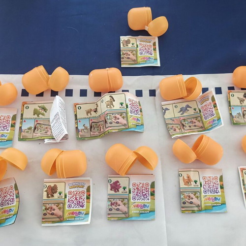 Kinder Dinosaur Egg Capsules Pack of 11 New with Paper Inserts