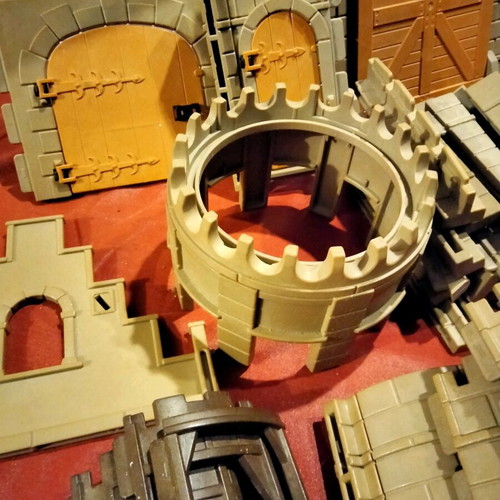 Playmobil 3666 Large Knight Castle like new, vintage 90s, complete