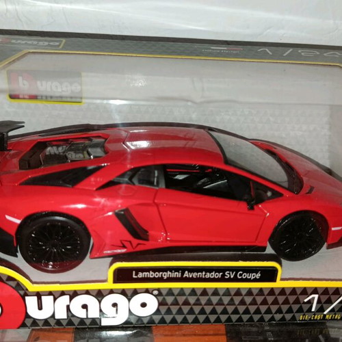 Bburago Lamborghini Aventador 1/24 new