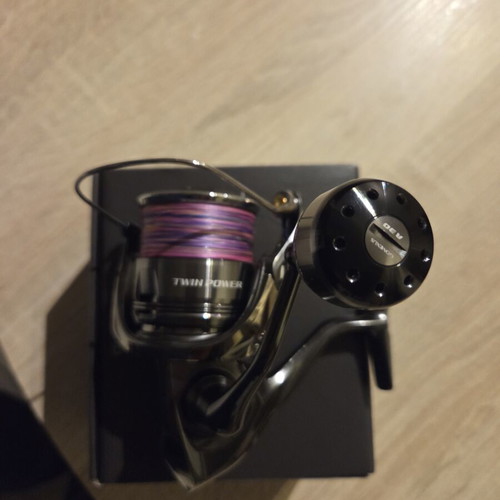 Shimano Twin Power fishing reel like new