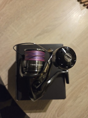 Shimano Twin Power fishing reel like new