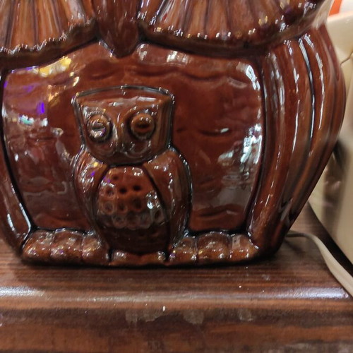 Vintage owl digital clock like new porcelain