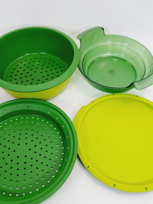 Tupperware MicroGourmet microwave steamer, new, sealed