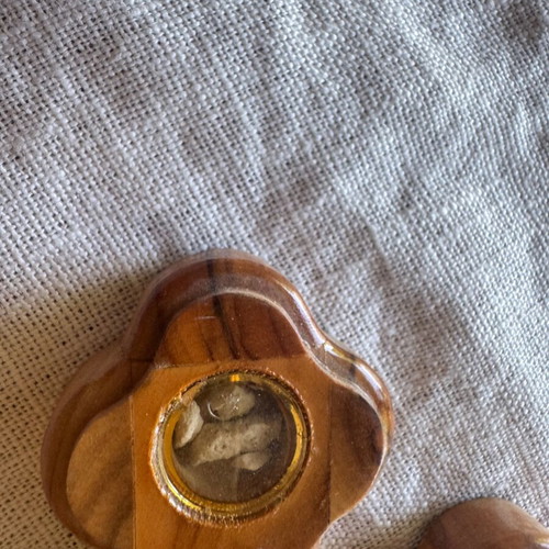 Jerusalem Hanging Cross new, olive wood with relics