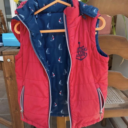 Alouette Reversible Vest Like New For 2-Year-Olds Red And Blue