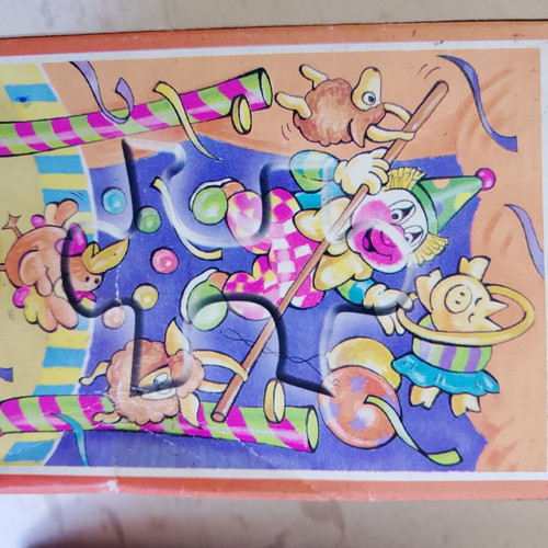 Vintage mini puzzles pack of 3, like new