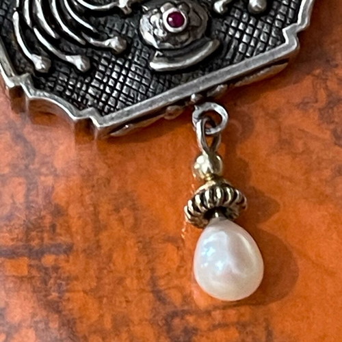 Achtida vintage silver necklace pendant handmade 925 with ruby, garnet, pearl like new