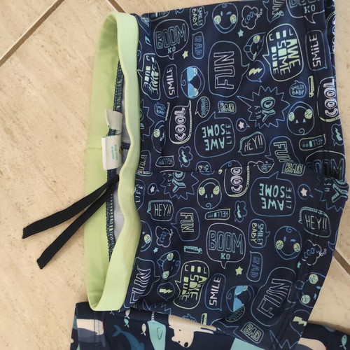Boy's swimwear set like new, 2 pieces, 1-2 years old with animals and robots
