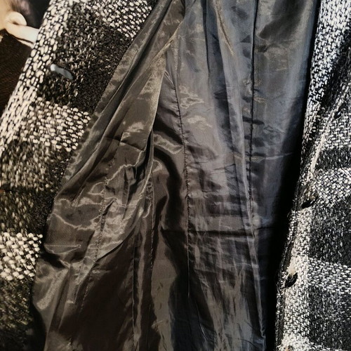 Sweet Miss black and white coat slim fit like new, S-M