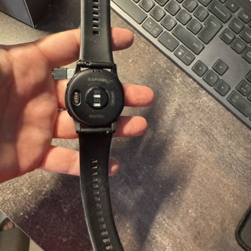 Garmin Vivoactive 4 smartwatch like new