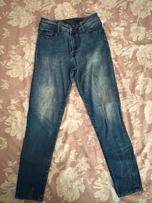 Jeans like new, elastic, size S, blue