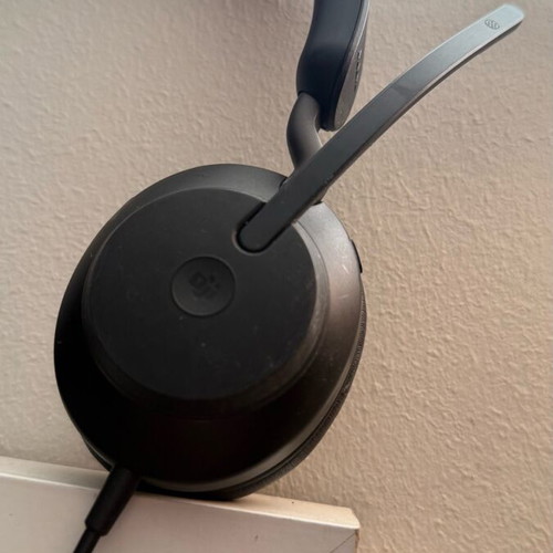 Jabra Evolve2 40 wired headphones like new, USB