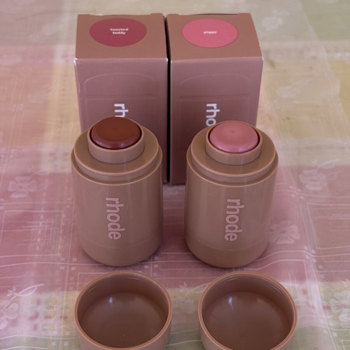 Rhode Pocket Blush new
