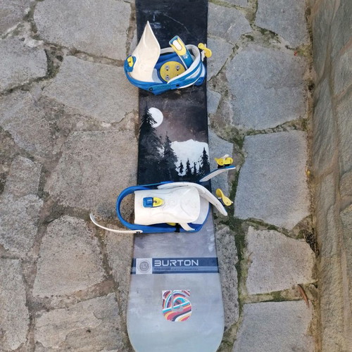 Σανίδα Snowboard Burton μεταχειρισμένη με δέστρες