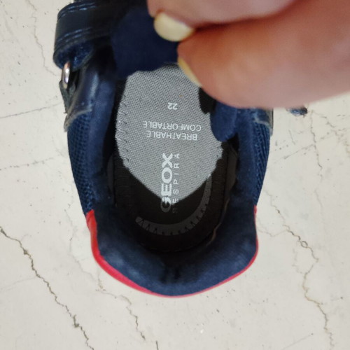 Geox B Ciufciuf Boy shoes like new, breathable technology, dark blue