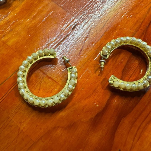 Hoop earrings like new