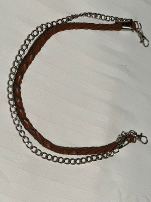 Panteloni Chain used