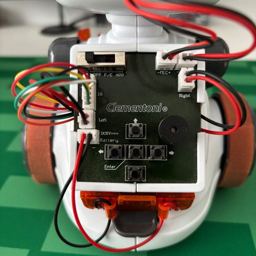 Robot Mio Clementoni used educational robot for kids