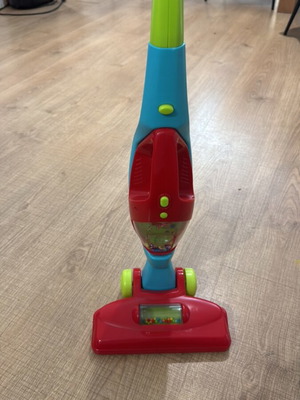 Mustakas toy vacuum cleaner used, not working