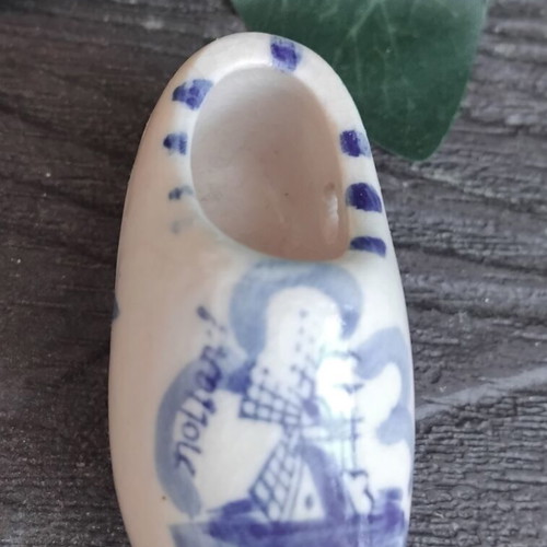 Vintage συλλογή Delft Blue χειροποίητη ζωγραφική, σετ 5 κεραμικών με ξύλινο τσόκαρο