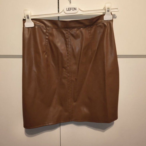 Skirt camel tan leather size M used Dolce Domenica