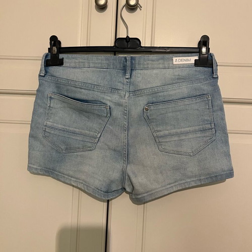 H&M low-rise denim shorts like new, size M