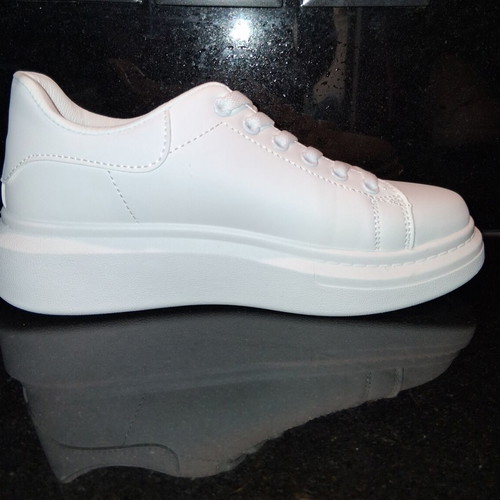 Sneakers Antonio Donati size 37 white, like new
