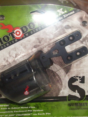 Summit HotDot Sight for Compound Bow new
