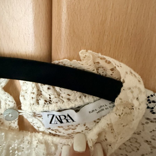 Zara blouse new, beige, size L