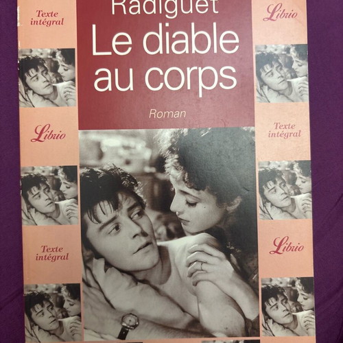 Le diable au corps book like new, French by Radiguet