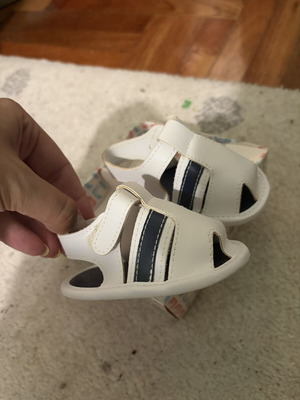 Energiers baby shoes
