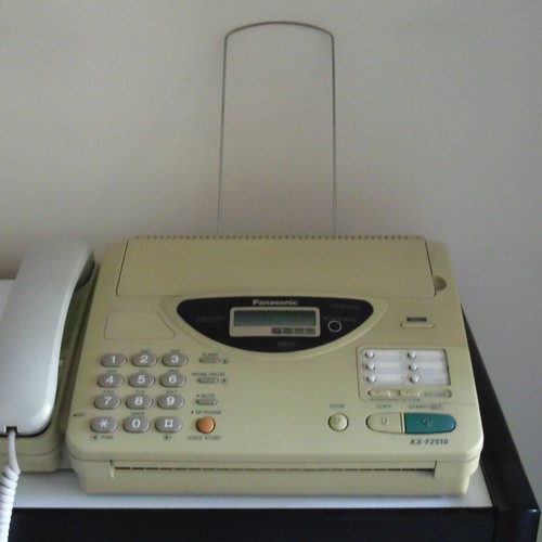 Panasonic KX-F2510 fax machine like new with manual