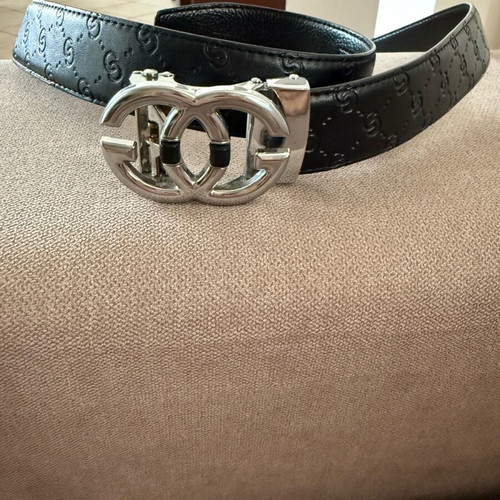 GG Belt like new, black, size 120