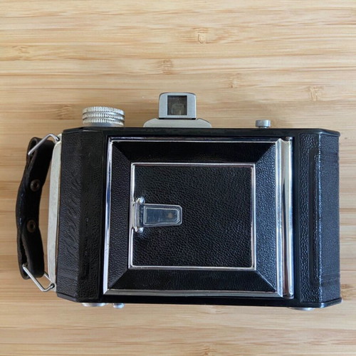 Welta Weltax 6x6 medium format folding camera used, vintage