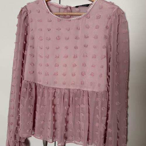 Shein pink blouse with embossed patterns and back opening like new