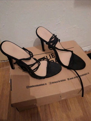 High Heeled Sandals like new, size 41
