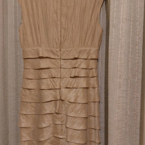 Evening dress sleeveless V-neck beige size L like new