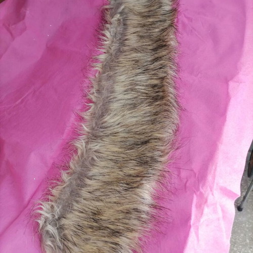 Fur Collar Peto Additional Used, Beige-Black