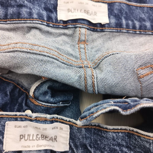 Pull & Bear jeans pack of 2 like new, size XL