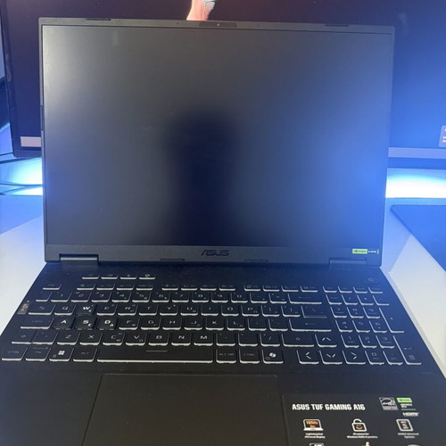 Asus TUF A16 laptop like new with Razer DeathAdder V2 mouse