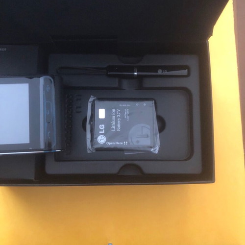 LG KU 990 phone new collectible unused with Schneider Kreuznach lens