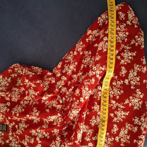 Blouse with adjustable straps large, in good condition