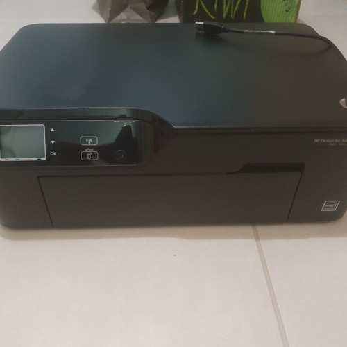 HP Deskjet Ink Advantage 3525 printer scanner copier like new